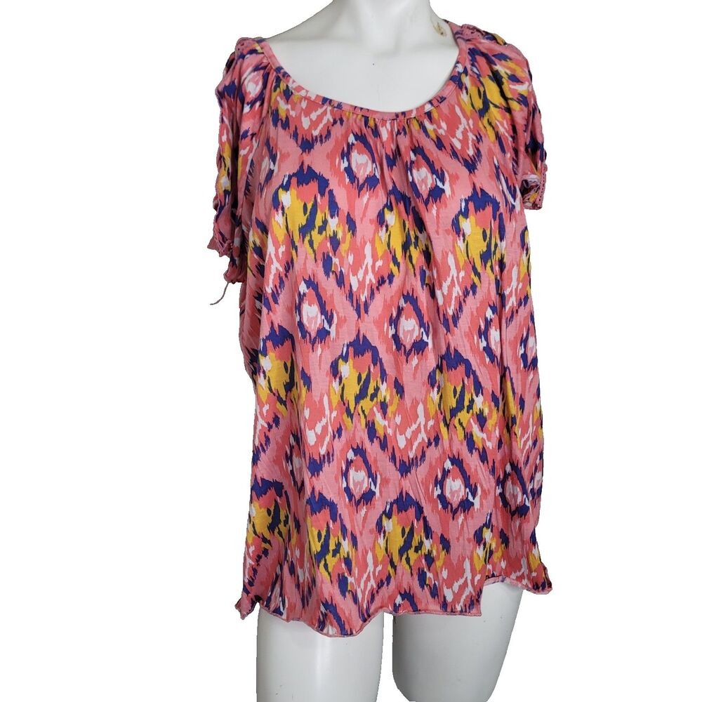 New York Laundry large blouse shirt top geometric scoop neck stretch lace
